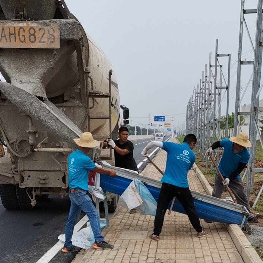 洛陽(yáng)澗西區(qū)淺井南路大型高圍擋制作安裝項(xiàng)目