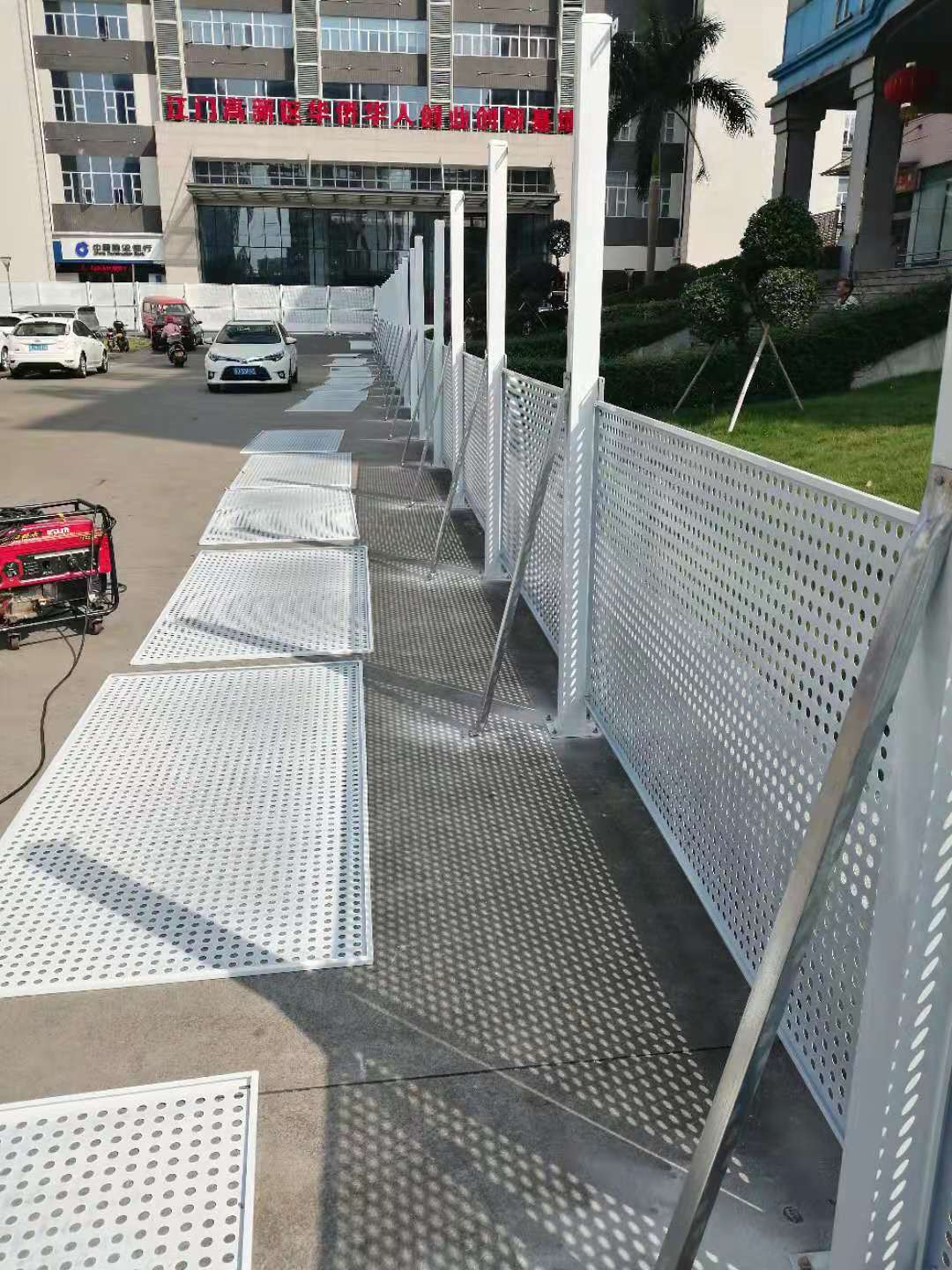 杭州沖孔圍擋施工價(jià)格(圖7)