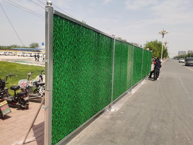 彩鋼圍擋的用途和特點！