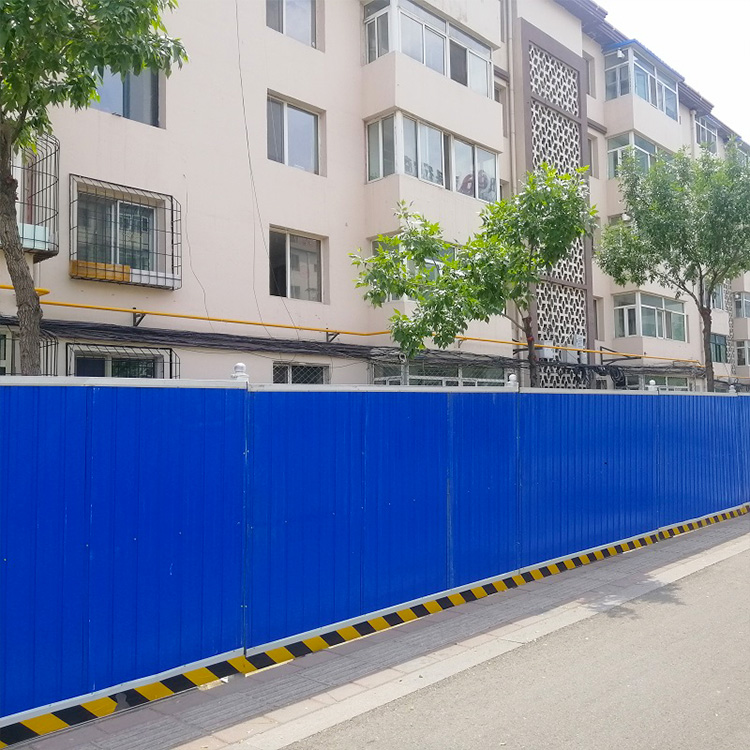 工地施工圍擋的種類(lèi)及實(shí)用性